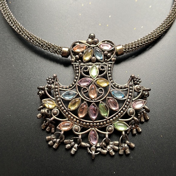 Unique party wear set - Picture 3 of 4